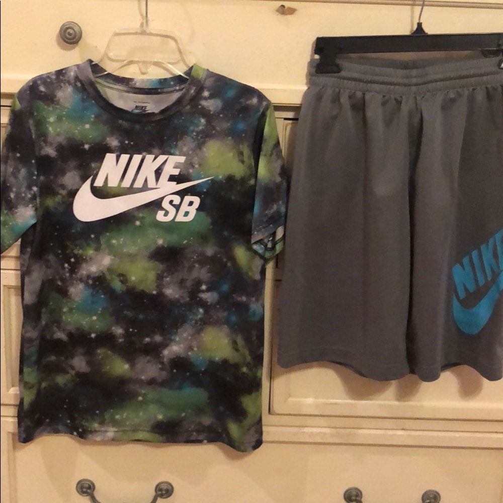 Nike Skate Board Matching Set